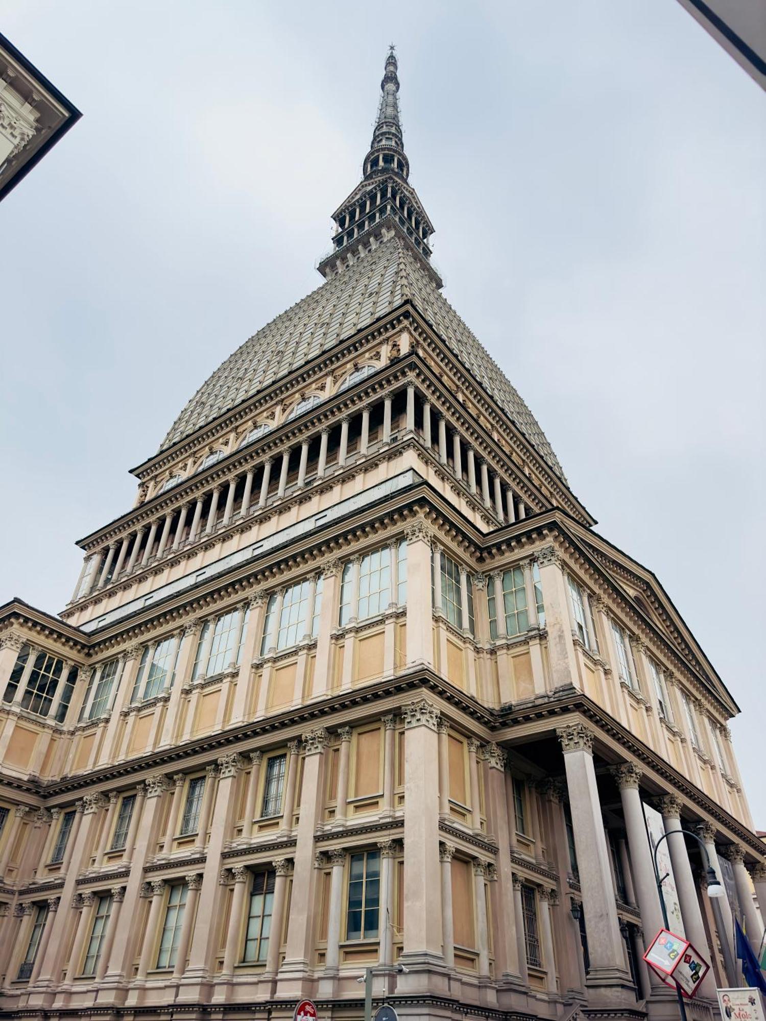 Tra Stadio E Storia - Fronte Allianz Stadium Juventus Venaria Reale Exterior foto